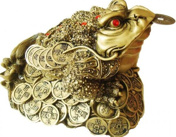 The three-legged toad will attract stable prosperity and good luck in the house. 