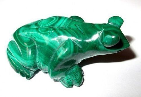 green frog in malachite in the shape of a lucky charm